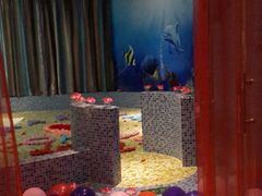 -天鹅恋主题酒店(光谷广场步行街店)