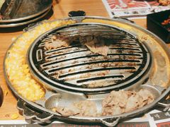 -青瓦炭韩潮烤肉(花园道店)