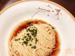 红汤面底-裕兴记•蟹黄面馆(人民广场店)