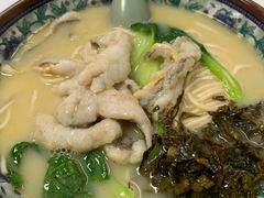 招牌黄鱼面-明呈黄鱼面馆(斜土路店)