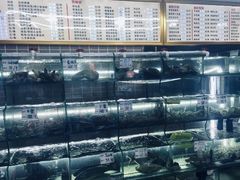 -覃记海鲜美食餐厅