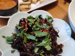 -山茶云南菜(永安里店)