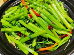-龙泉人椰子鸡·糟粕醋·地标海南菜(龙昆南店)