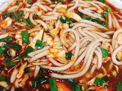 -珀玉莲花白米线店