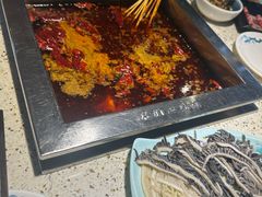 -二荆条·蜀鲜汇城市森林火锅