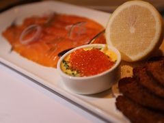 温热烟熏三文鱼-壳里西餐厅Coquille Seafood Bistro(蒙自路店)