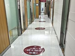 -雅悦齿科(顾村公园店)