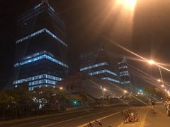 -东方体育中心(地铁站)