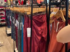 -lululemon(比斯特购物村店)