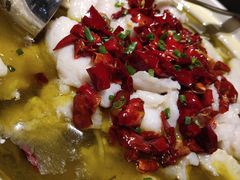 酸菜鲈鱼-湘聚缘湘菜馆(斜土路店)