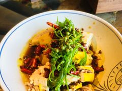 -云海肴·汽锅鸡·云南菜(天山百盛优客店)