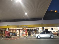 -壳牌华苑加油站