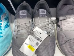-唯品会(北京国瑞城店)