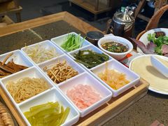 -野山舂·贵州现舂酸汤牛肉(民生路店)