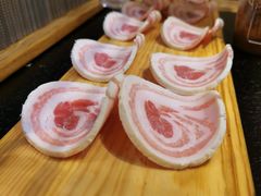 一米长盘猪五花-犟牛家·榴莲烤肉(五棵松店)