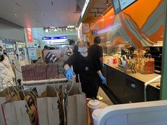 -星巴克(上海虹桥站2A检票口)