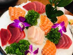 -青瓦餐厅·生鱼片·韩园烤肉(西塔店)