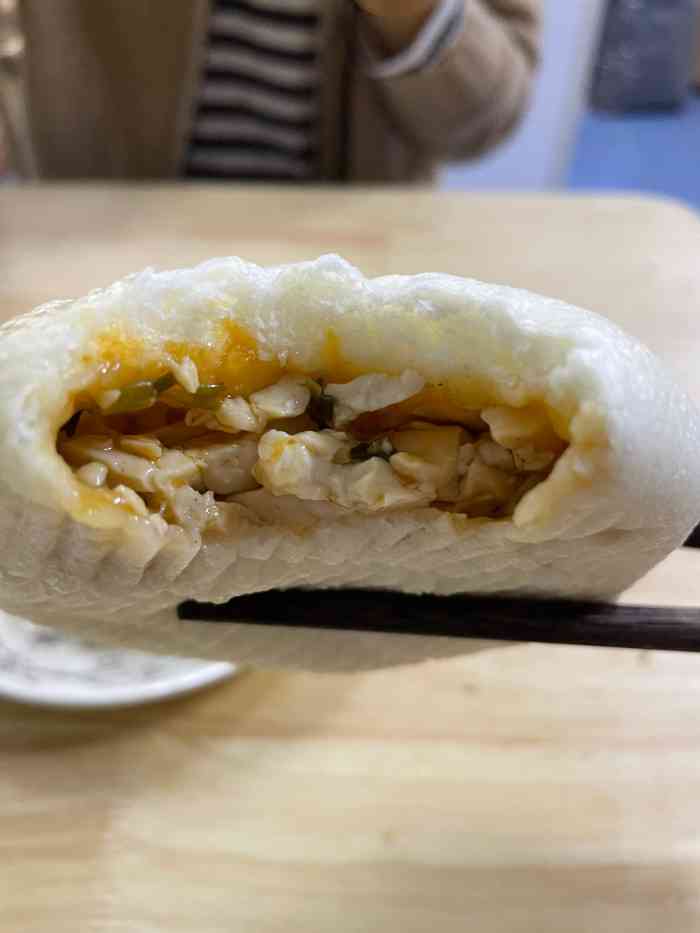 建德大包(中山北路店)-"人说建德大包如何如何好吃,今天总算吃到了.