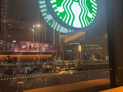 -星巴克臻选(上海长风大悦城店)