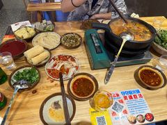 -黔二妞地摊火锅(龙华清湖店)