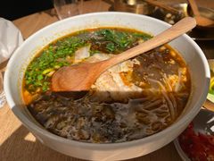 小锅米线-SHAN山(前滩太古里店)