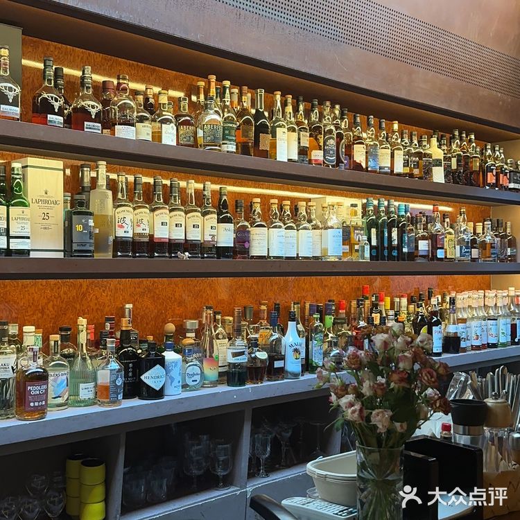 🦙羊羊陪伴的高颜值小酒馆🥞