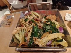 -川堂风·跷脚牛肉·乐山爆炒(宝山日月光店)