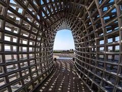 -雪绒花路停车场