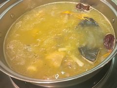 -丫丫汤膳打边炉(宏府408坊店)