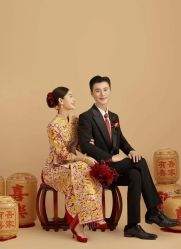 -金色芭莎婚纱摄影(昆山店)