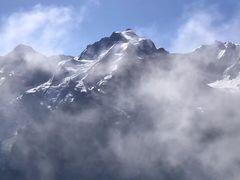 -希尔特峰