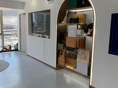 -聚云奢二手奢侈品黄金手表包包回收·中古店(三里屯总店)