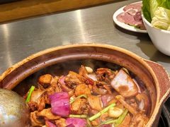 -胡须佬鸡煲四季火锅店(石厦西村直营店)