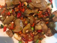 -有红鸡毛店·川菜(建设路店)