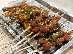 烤羊肉串-江城燕子大排档(江汉路步行街店)
