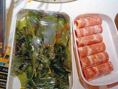 -钢管厂五区小郡肝串串香(滨江店)