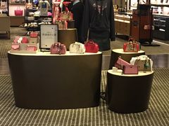 -COACH蔻驰(恒隆广场店)