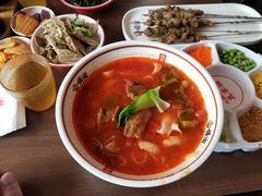 -顺溜·手工刀削面·黑金店(铜锣湾店)