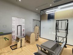 -Z&B Fitness Studio·Gym(前滩L+PLAZA店)