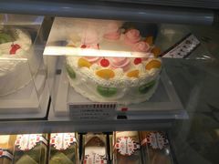 -红宝石·鲜奶小方·海派西点房(南丹店)