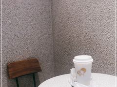 -喜茶(北京华贸购物中心店)