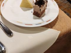 -汇泉王朝大饭店-旋转餐厅(南海路店)