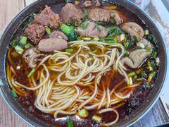 -胥佳烧鸡公牛肉面馆