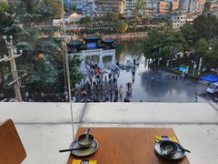 -包整·丝娃娃(一览甲秀楼风景店)