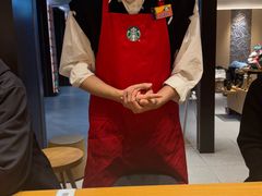 -星巴克臻选(上海中环广场2F店)