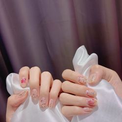 -米小兔美甲美睫