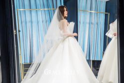 点击看大图 -GRACE KELLY婚纱与礼服(北京店)