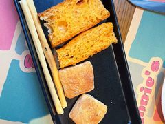 餐前面包蒜黄油-安妮意大利餐厅(国贸店)