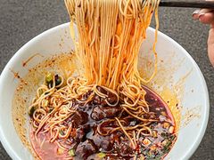 -李与白包子铺(桐梓林店)