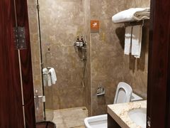 -蓝蔻酒店(深圳东站布吉万象汇店)